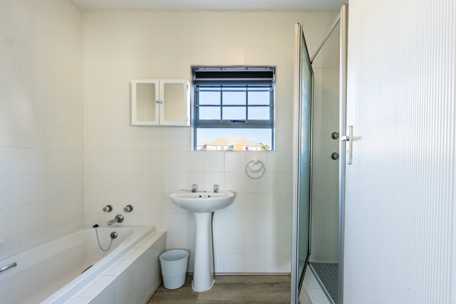 3 Bedroom Property for Sale in Hartenbos Central Western Cape